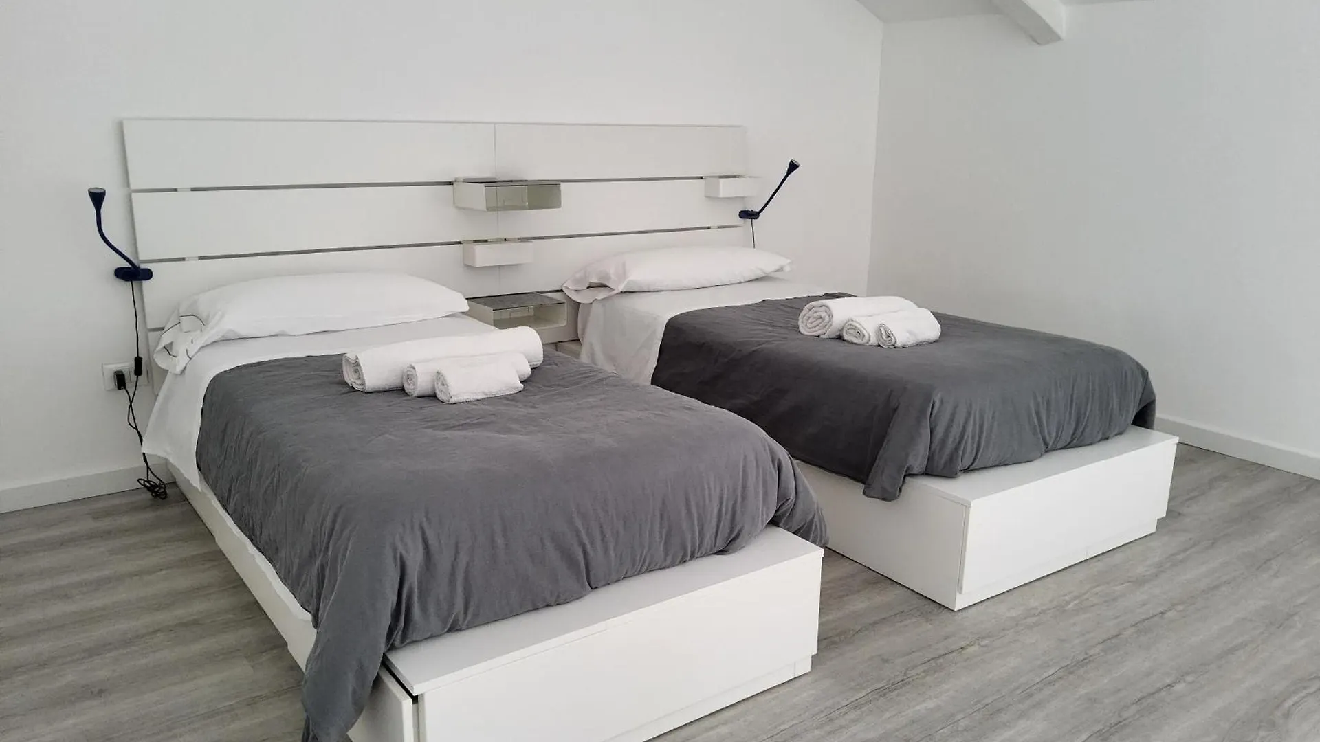 La Casa Dei Capperi - The House Of Capers 1 Apartment Acireale